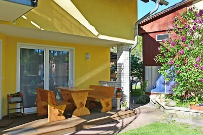 ***Ferienwohnung mit Terrasse*** / Fam. Dinda