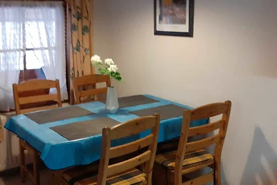 Ferienwohnung gelb