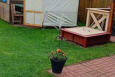 3-Raum-Holzhaus mit Gartenterrasse (70m², max...