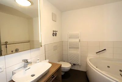 GRA-210 - Ferienwohnung mit Süd-Ost-Balkon un...