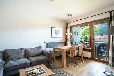 Ferienwohnung mit Bergblick, Balkon und...