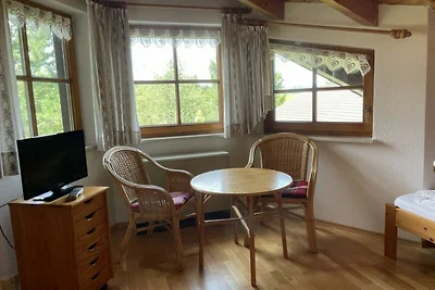 Geräumiges Ferienhaus mit Bergblick auf drei ...