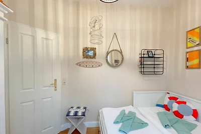 Blau Weiss Wohnung 2