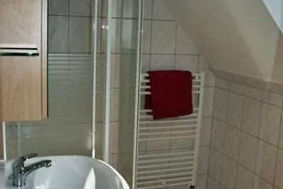 Ferienwohnung rechts (Brümmer)