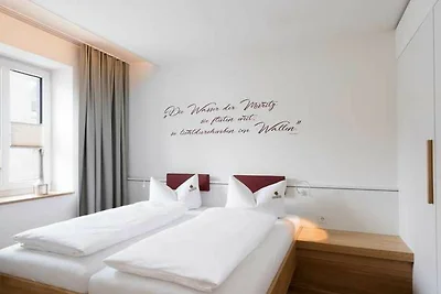 Suite Schumacher Rönnberg