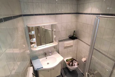 Reinhardt Apartment mit Balkon