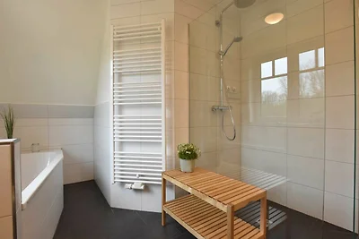 4-Raum-Ferienhaus (max. 5 Personen) - rechts