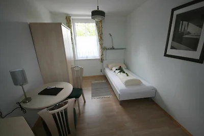 Einzelzimmer ÜF