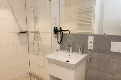 NINO Boardinghouse Apartment 16