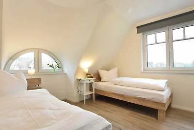 XL 8-Raum-Ferienhaus mit Kamin (max.