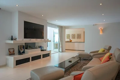 44387 Villa Alegria