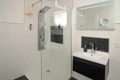 Apartment über 2 Etagen mit Terrasse - SH7...