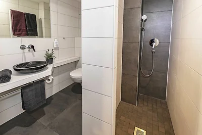 Queensize-Apartment