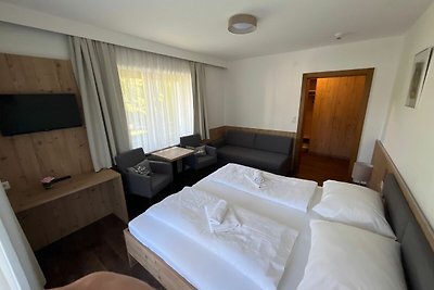 Zimmer 05 / 3Bett mit Balkon