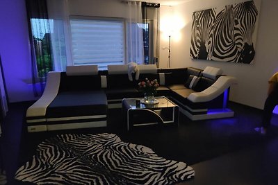 Haus Kenzo, 65348