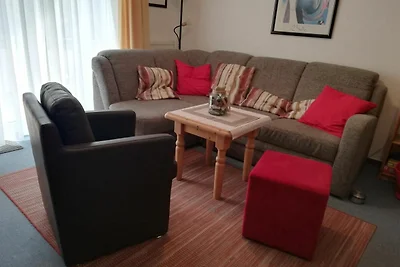 EIN-10 - Helle 2-Zimmer-Wohnung mit Balkon & ...