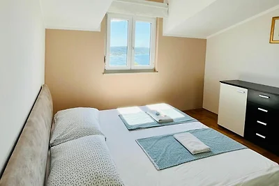 Holiday flat family holiday Okrug Gornji