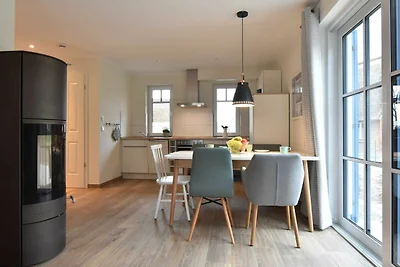 XL 8-Raum-Ferienhaus mit Kamin (max.