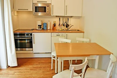 Ferienwohnung mit schönen grossen Balkon (10)