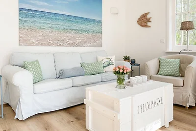 Strand Cottage