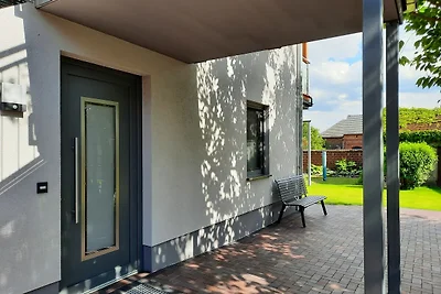 FW2 100 m² Terrasse