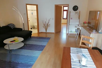 Am Wismarer Markt mit Balkon