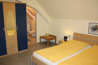 Kategorie E: 2-Raumwohnung für 4 Personen mit...
