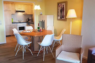 3 Raum/ Balkon mit Gartenzugang