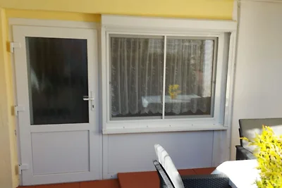 Appartement mit Terrasse im Souterain