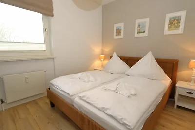 Entennest am Dorfteich