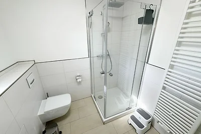 Doppelhaushälfte Nr. 1 mit Terrasse & Sauna