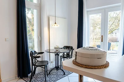 Studio mit Terrasse & Gartenzugang