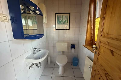 HAS-13 - Helles Holz-Ferienhaus mit Terrasse...