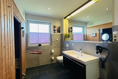 VILLA ALBA / Luxus-OG-Fewo