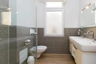 Villa Seestern, App. 2