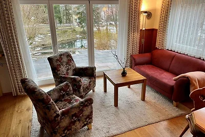 Ferienhaus mit grossem Garten und Biotop, HT...