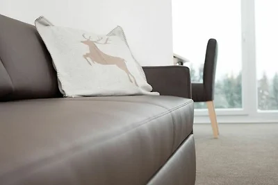 Panoramazimmer mit Wintergarten