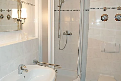 12 schöne 3-Raum-Ferienwohnung mit Balkon