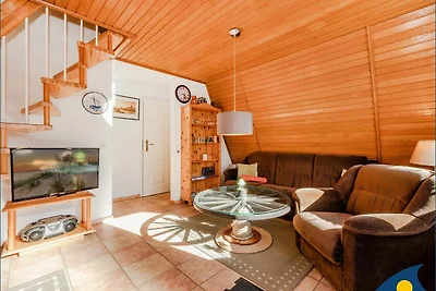 Reetdachhütte im Birkenhain