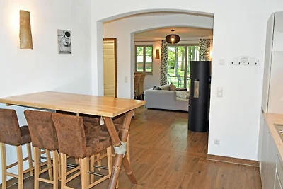 grosses Baaber Ferienhaushälfte mit Kamin und...