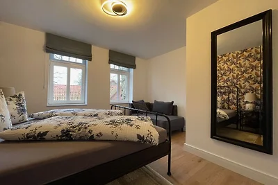 Apartment 4