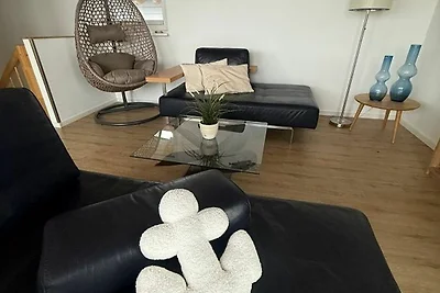 Floating-House Nr. 5 Freya mit Kamin und...