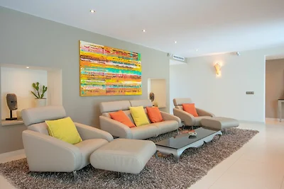44387 Villa Alegria