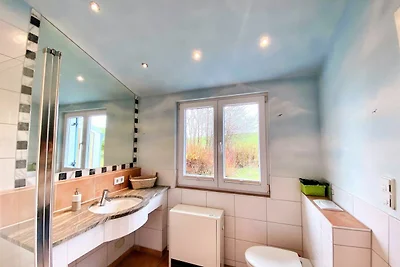 Ferienhaus mit Bergblick & sonniger Terrasse...