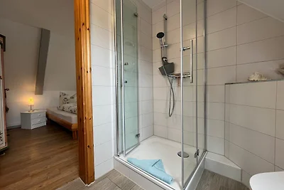 Ostsee-Ferienwohnung 1-links / Maisonette / O...