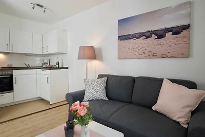 18 Ferienappartement Jasmund mit Balkon (H)