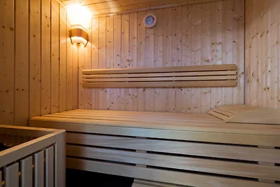 GRA-303 - Ferienwohnung mit Whirlpool und Sau...
