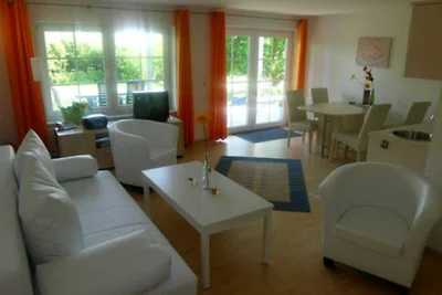 VO 3; 2-Raum; EG; Terrasse; 42m²