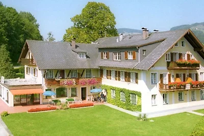 grosses Doppelzimmer Nr. 20 mit Balkon