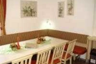 Top 3: 3 Zimmer Appt. 4-6 Personen (Grün)